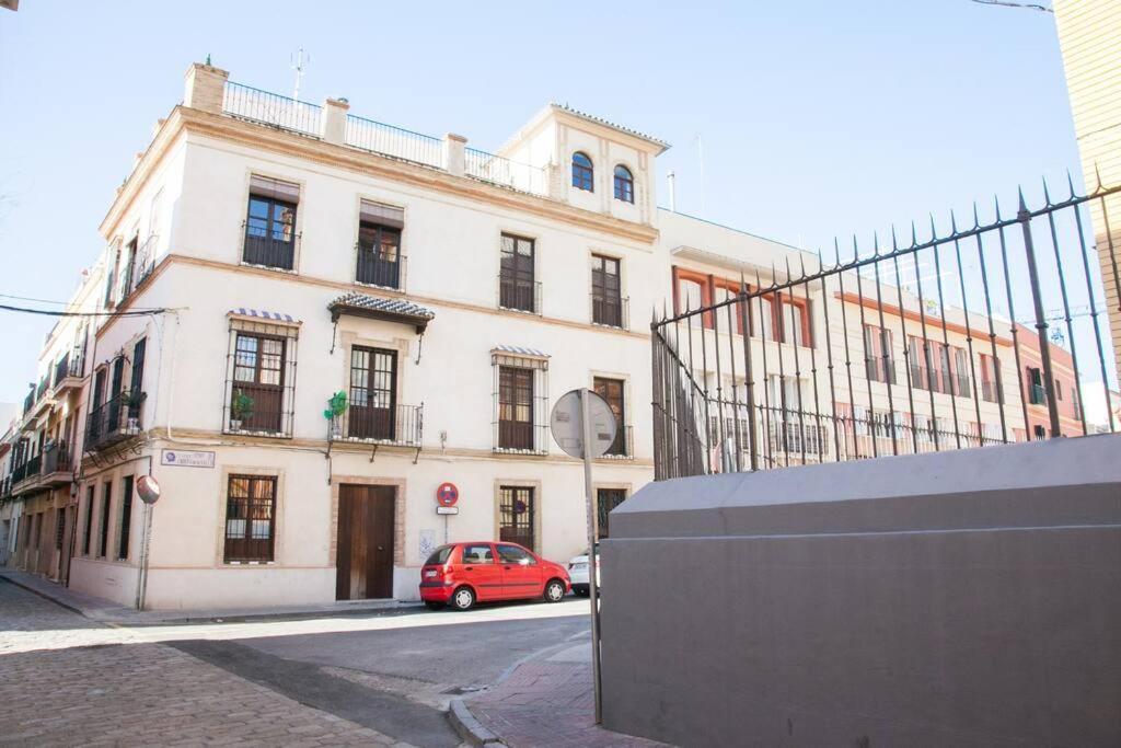 Beautiful Silent Apartment Private Parking セビリア エクステリア 写真