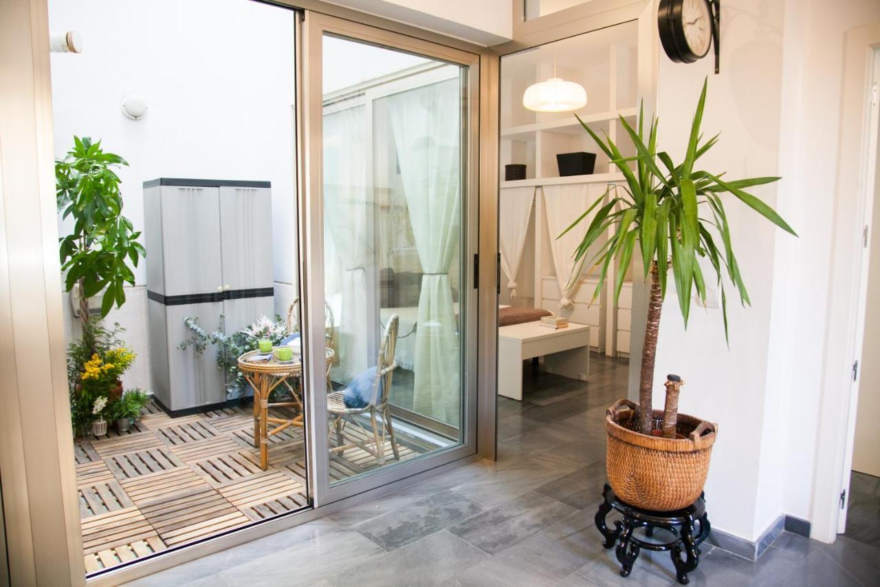 Beautiful Silent Apartment Private Parking セビリア エクステリア 写真